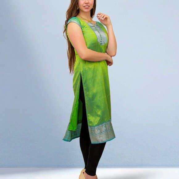 Light Green Elegant Silk Kurta | Muvvas Boutique - Picture 2 of 3
